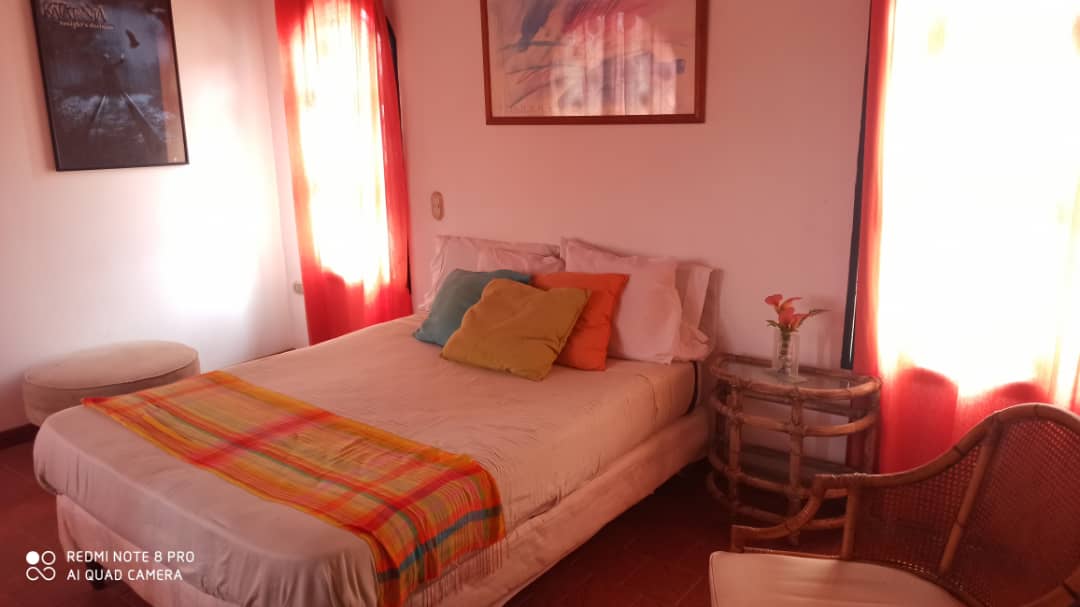 CASA EN PARAISO I, EN VENTA