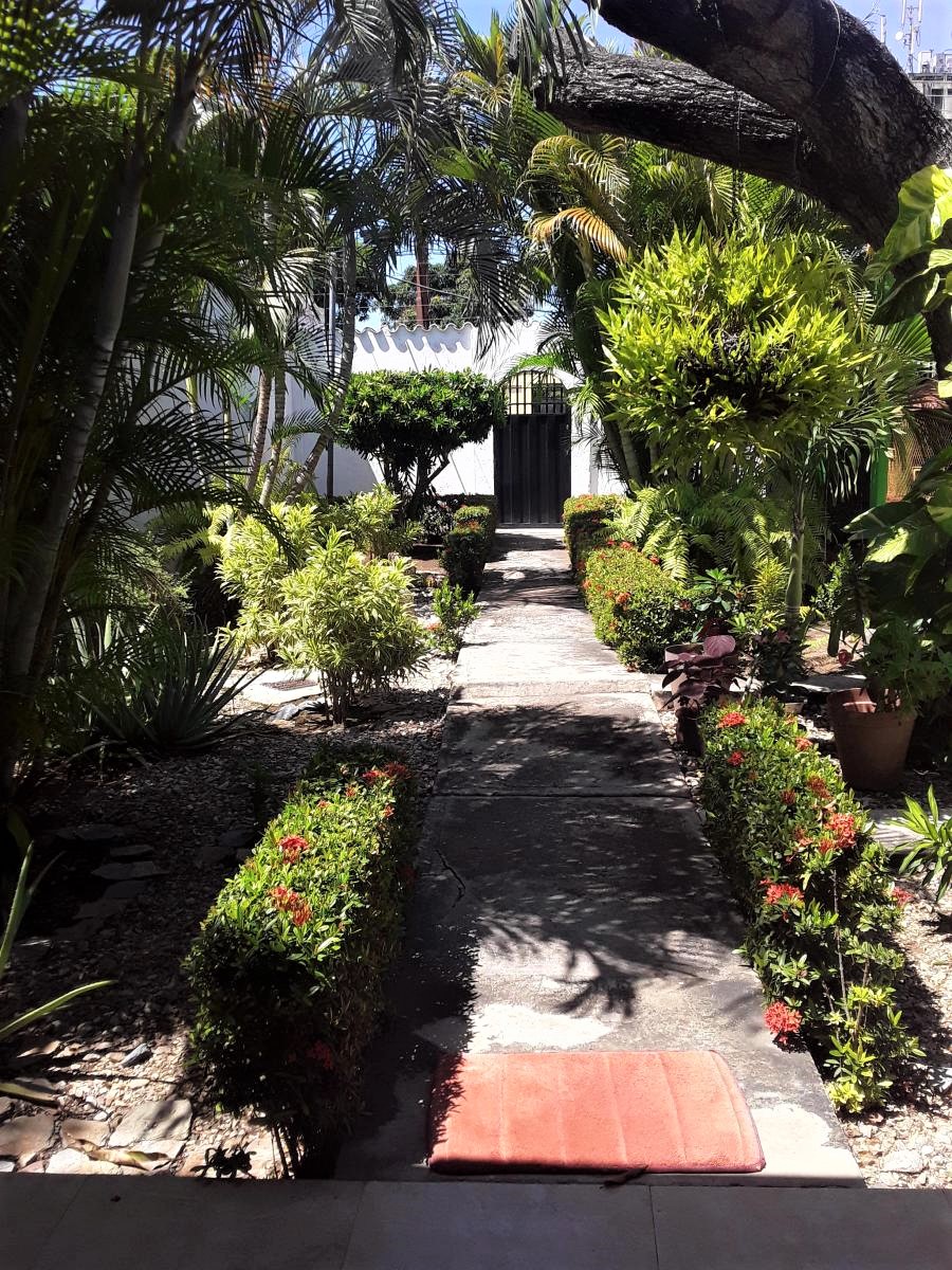 CASA EN PORLAMAR, EN VENTA