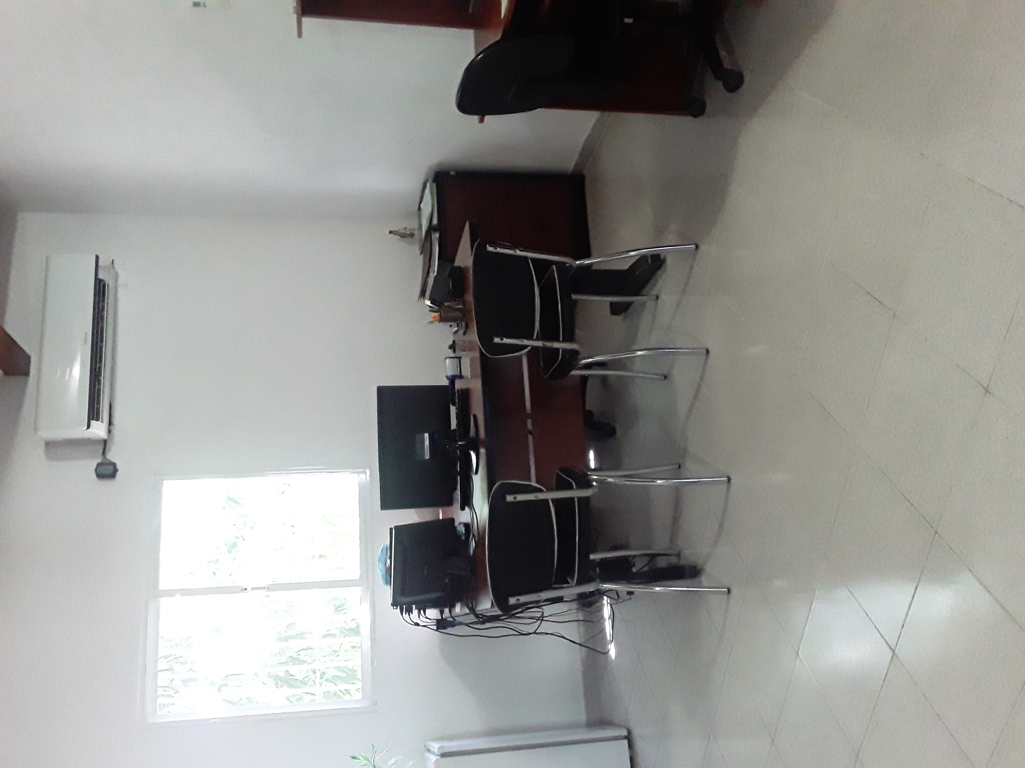 LOCALES EN LLANO ADENTRO, PORLAMAR, EN VENTA