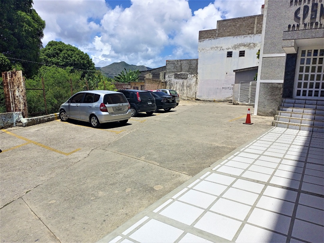 OFFICE FOR SALE IN PORLAMAR