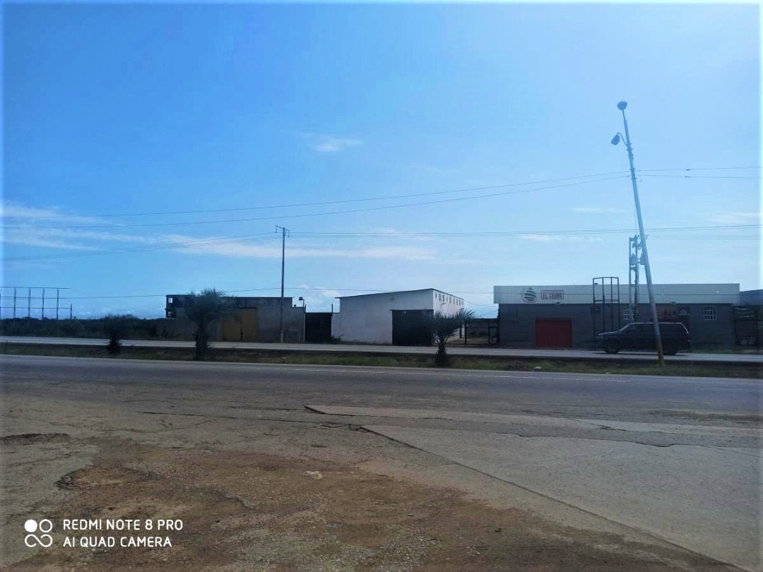 TERRENO EN AV JUAN BAUTISTA ARISMENDI, EN VENTA