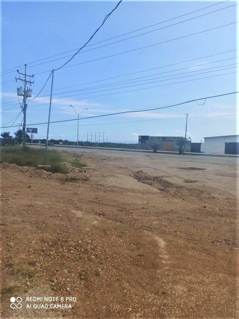 TERRENO EN AV JUAN BAUTISTA ARISMENDI, EN VENTA