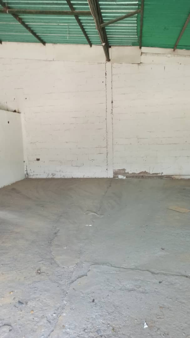 LOCAL EN PORLAMAR EN VENTA