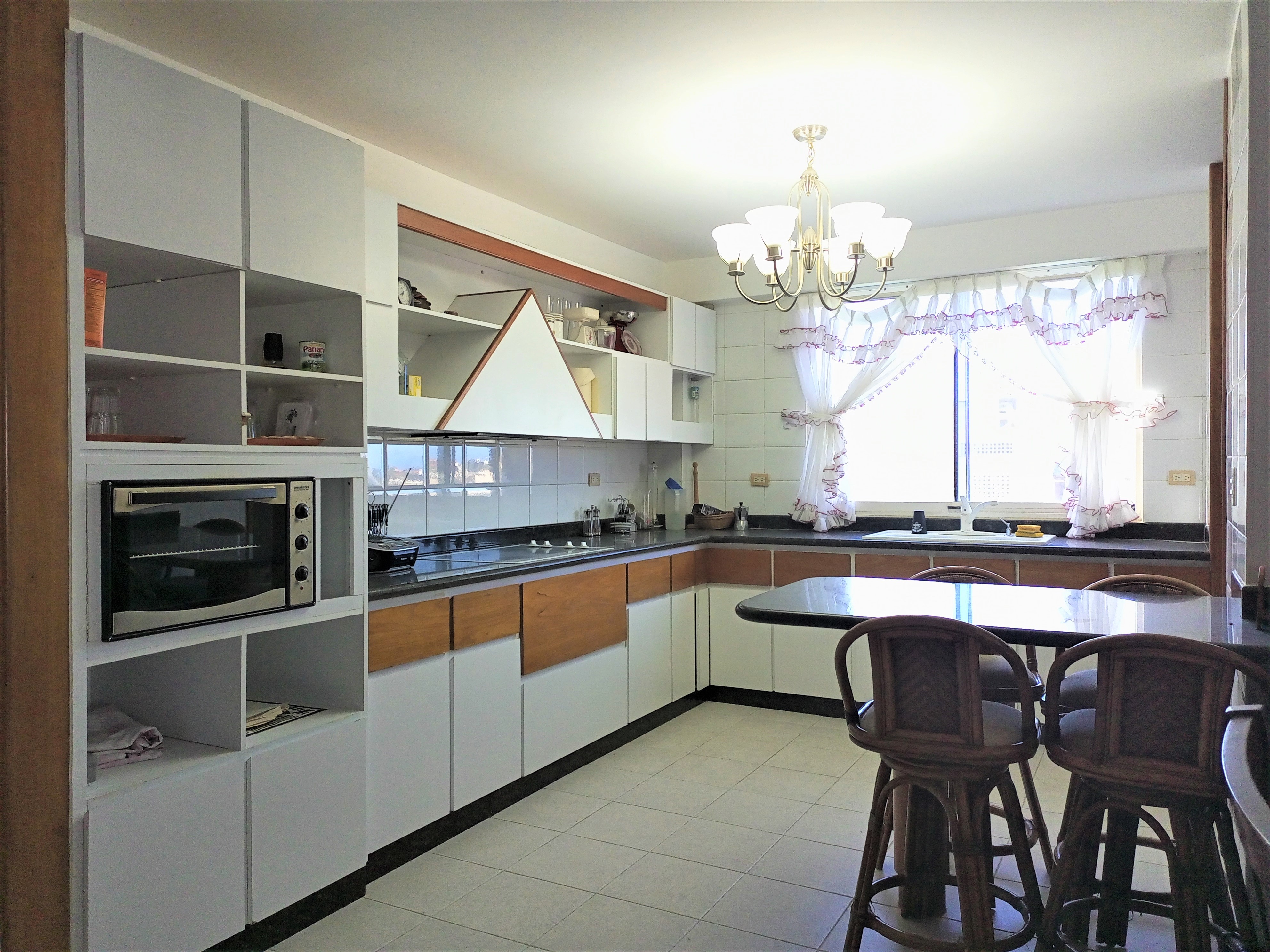 APARTAMENTO EN PAMPATAR, PARAISO II, EN ALQUILER