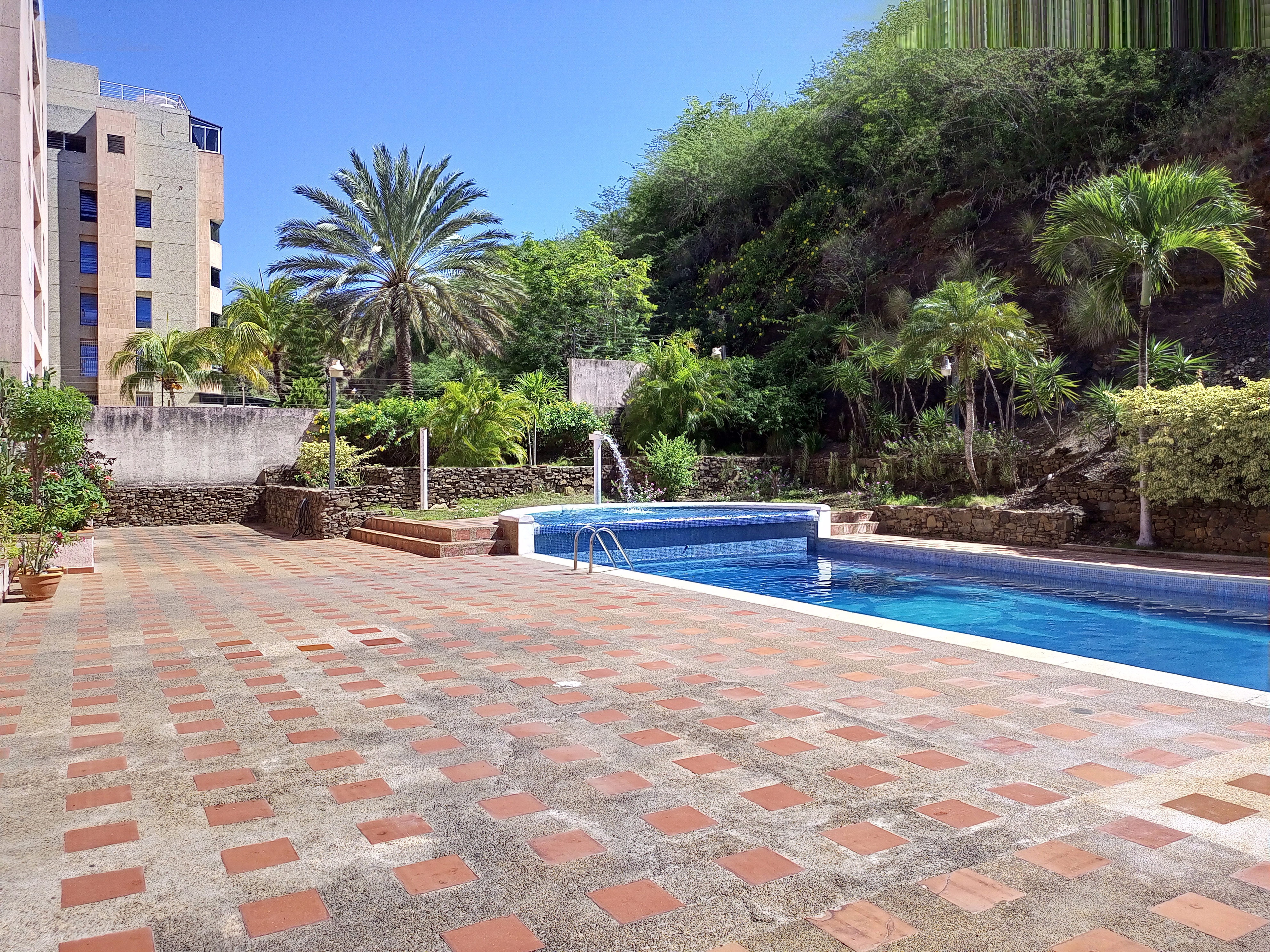 APARTAMENTO EN PAMPATAR, PARAISO II, EN ALQUILER