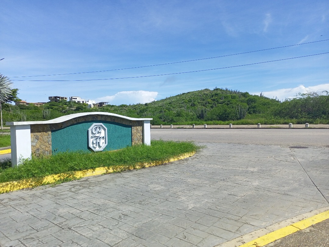 PARCELAS EN VENTA EN EL EXCLUSIVO CONJUNTO PUERTA DE HIERRO