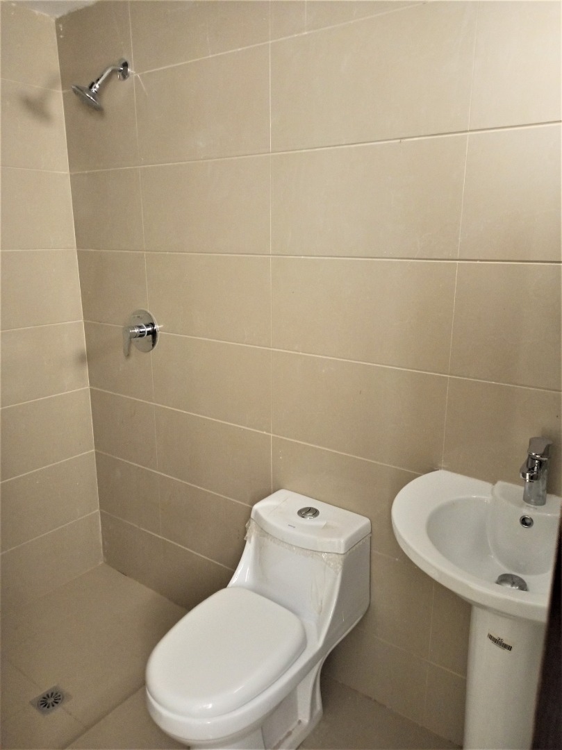 TOWNHOUSE EN MANEIRO, EN VENTA