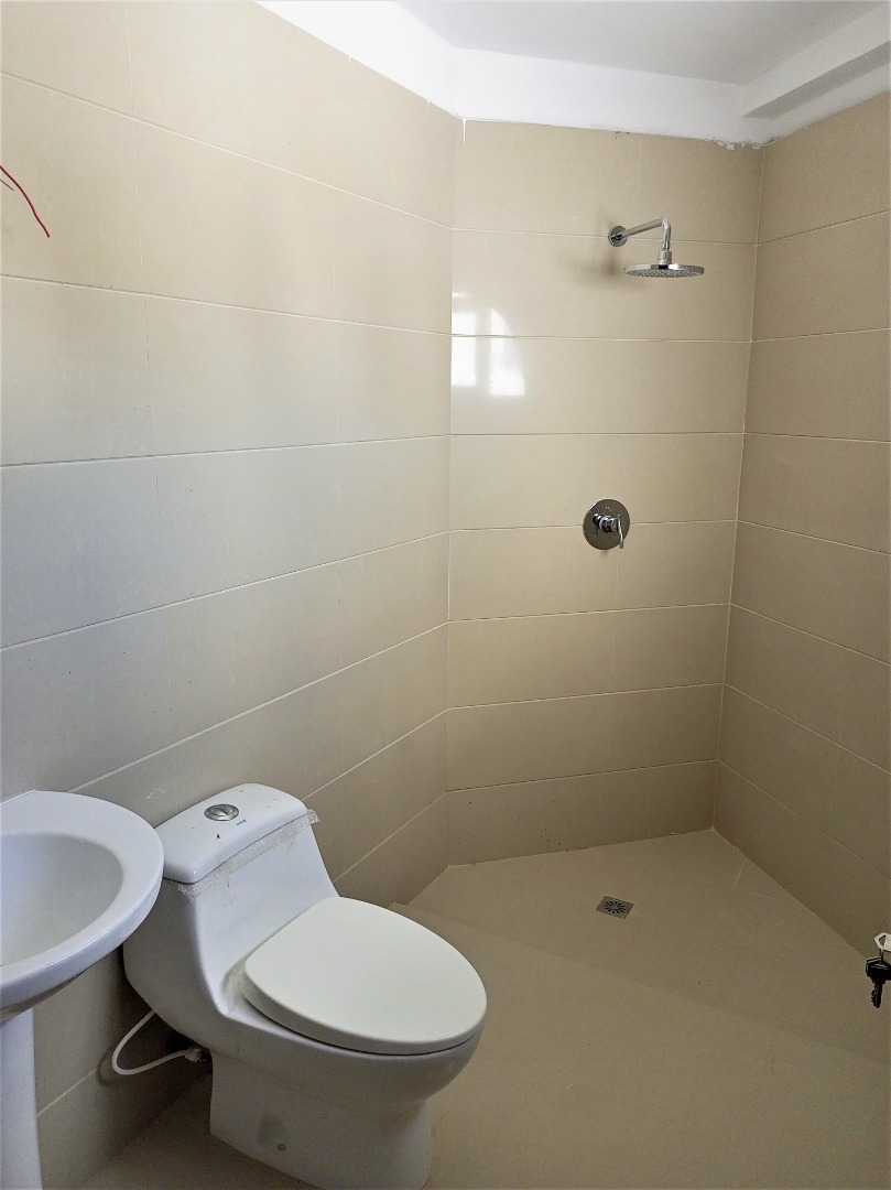 TOWNHOUSE EN MANEIRO, EN VENTA