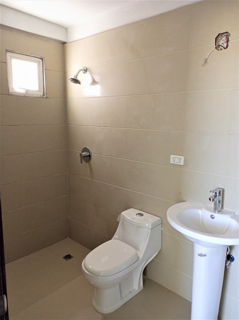 TOWNHOUSE EN MANEIRO, EN VENTA