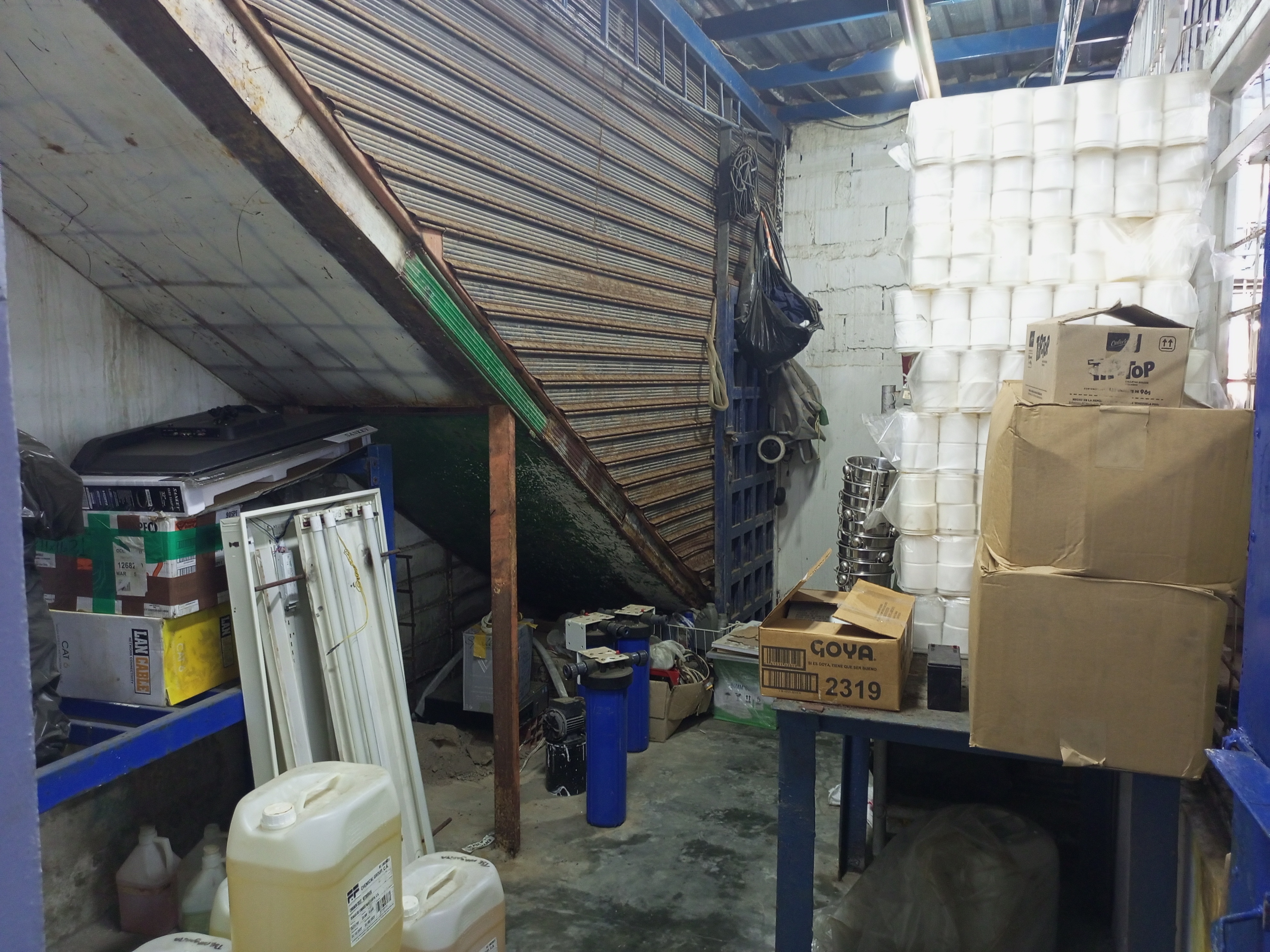 GALPON EN VENTA EN LA AV. 31 DE JULIO