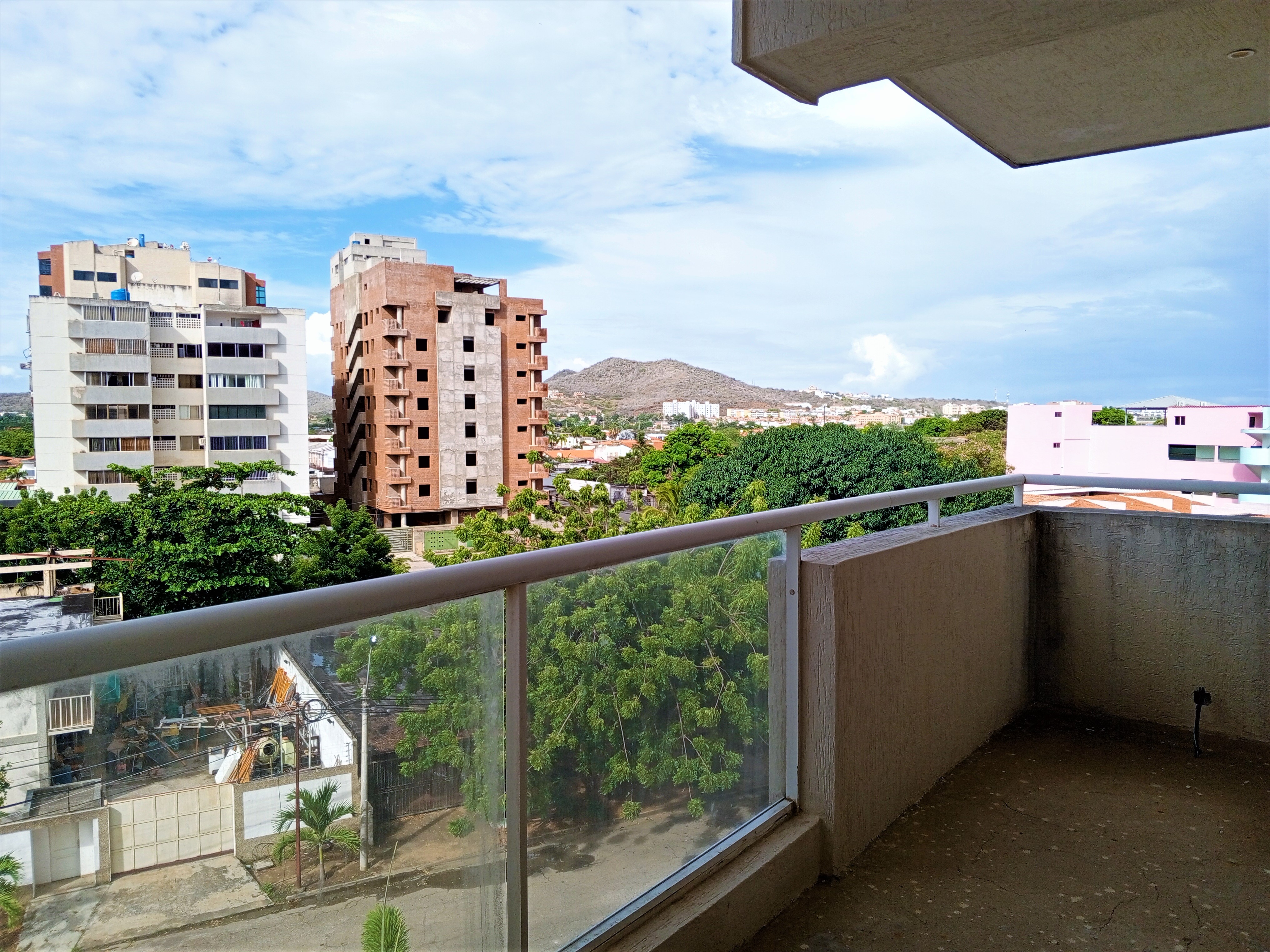 APARTAMENTO EN JORGE COLL, EN VENTA
