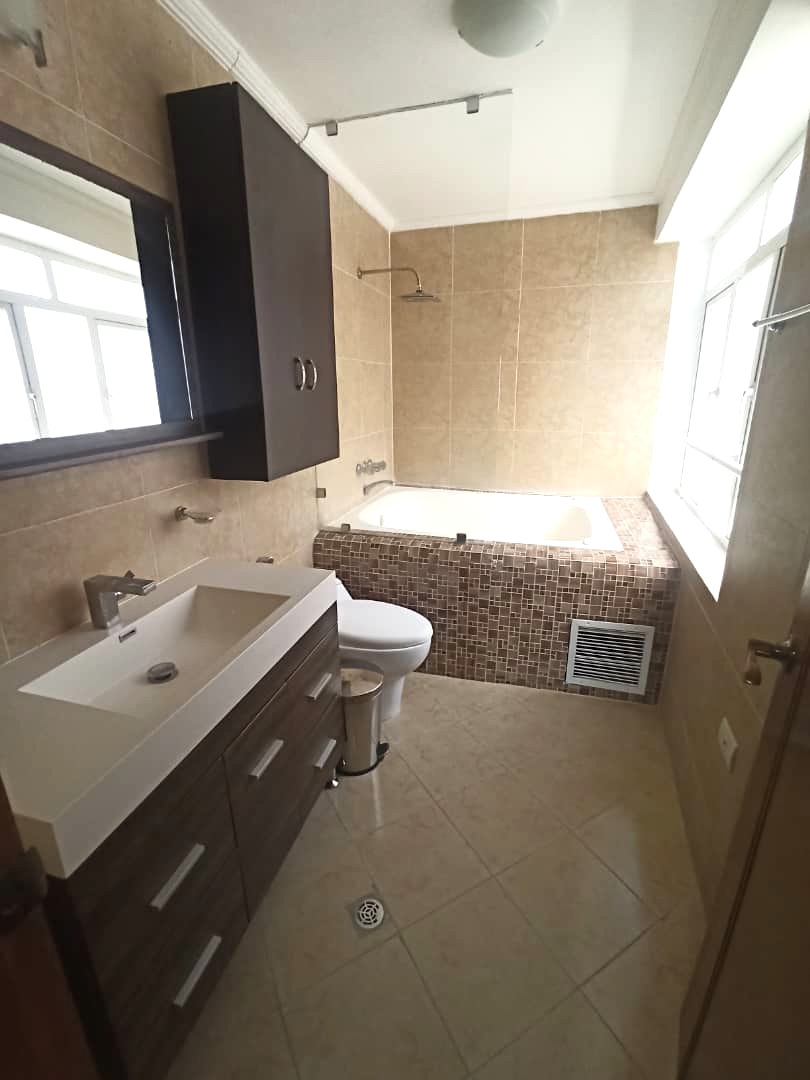 APARTAMENTO EN EL SECTOR DUMAR EN VENTA