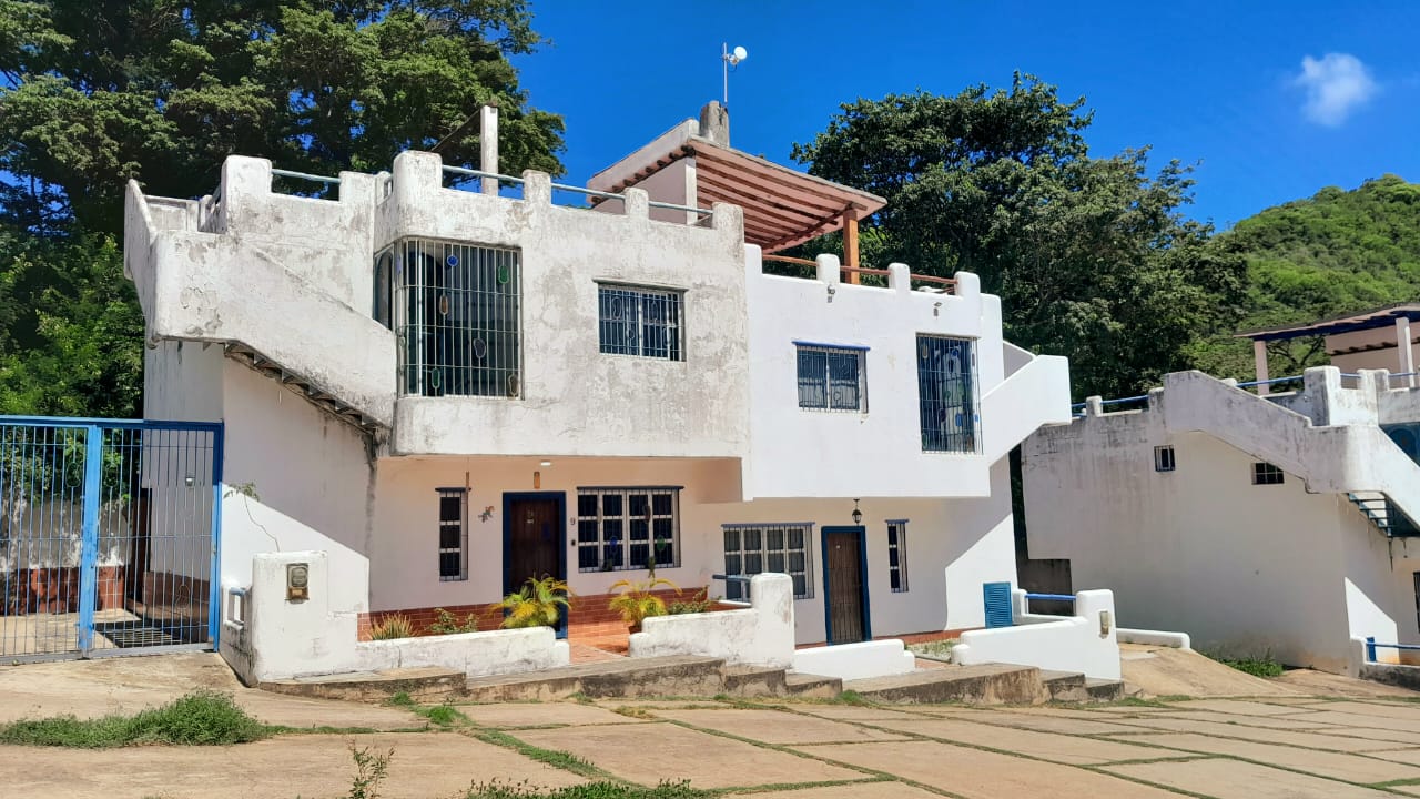 TOWNHOUSE EN LA ASUNCION EN VENTA