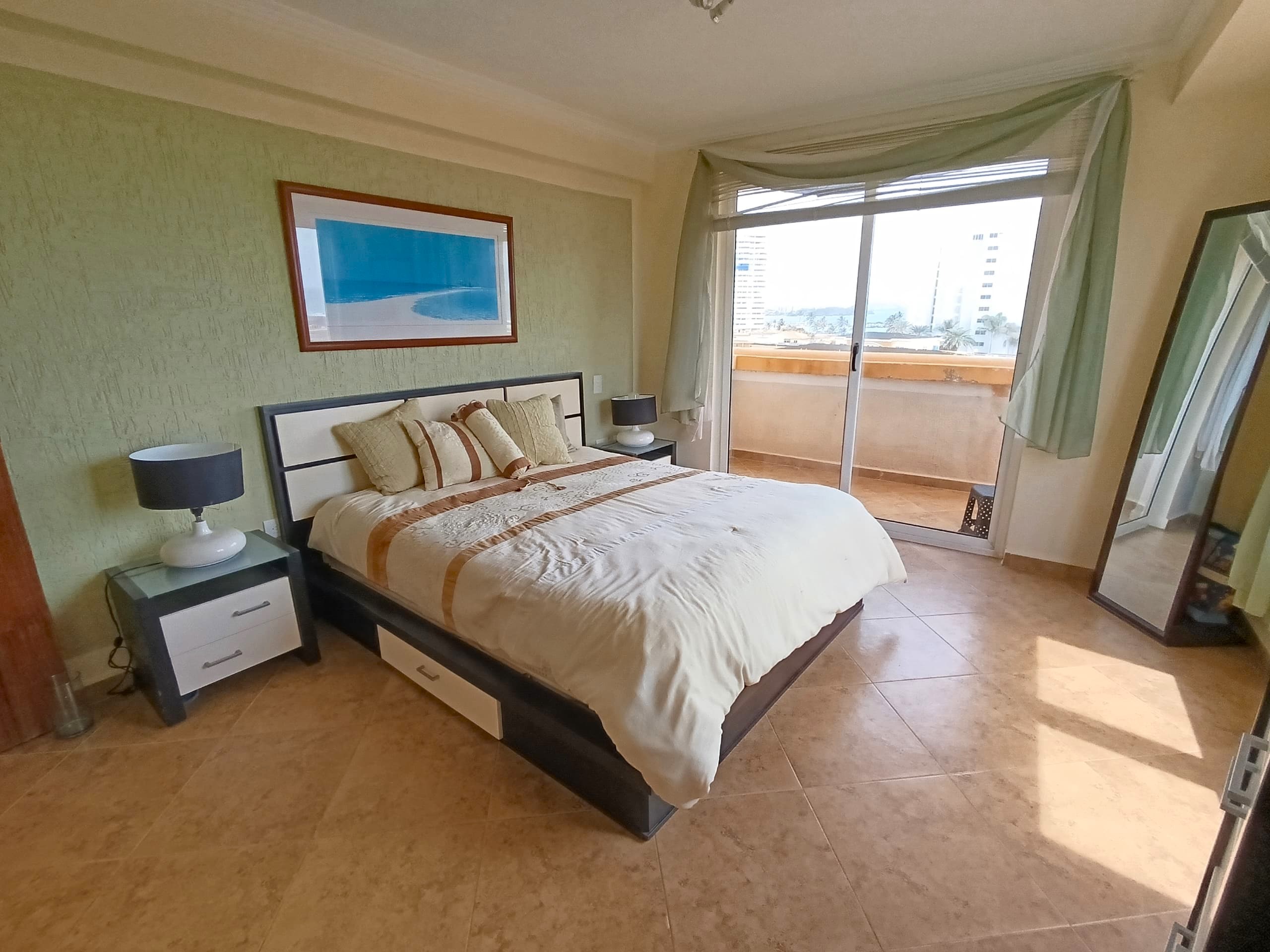 APARTAMENTO EN EL SECTOR DUMAR EN VENTA