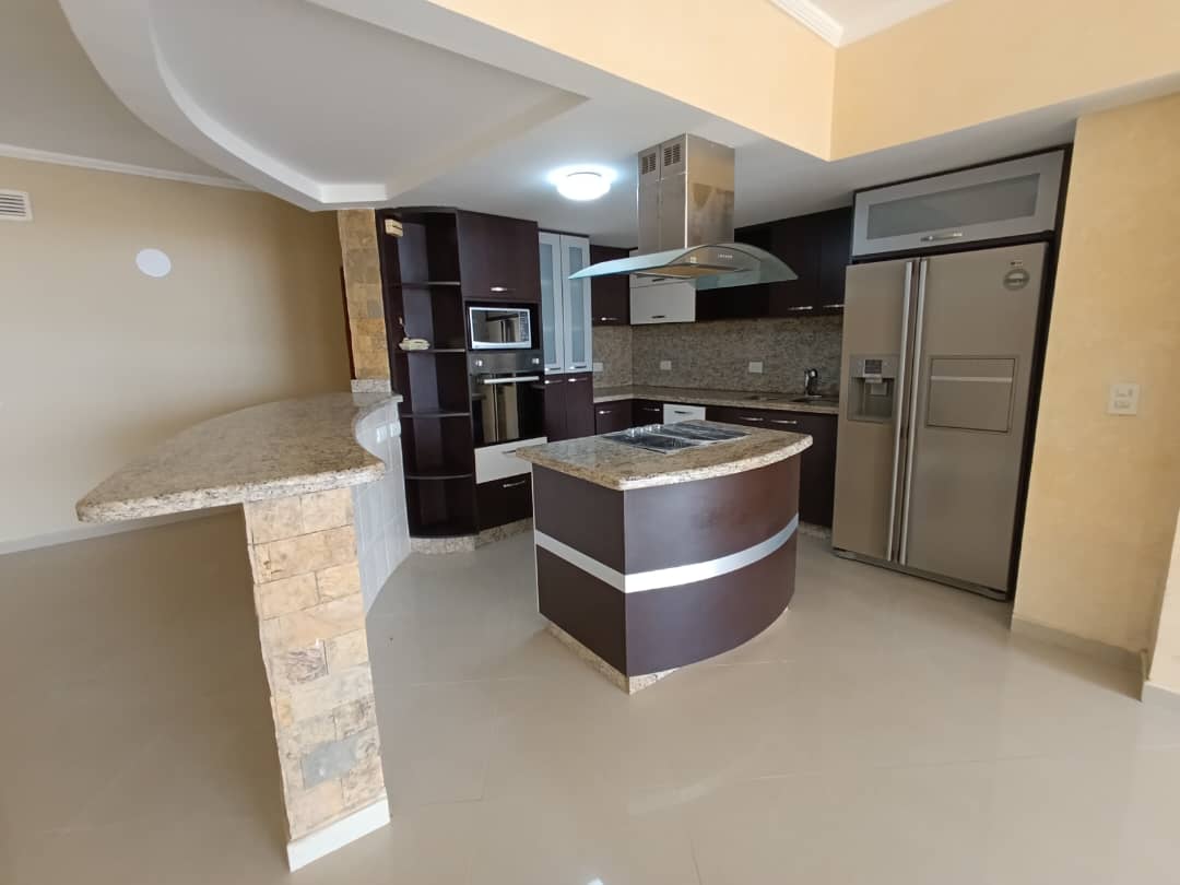 PENTHOUSE EN VENTA SECTOR DUMAR