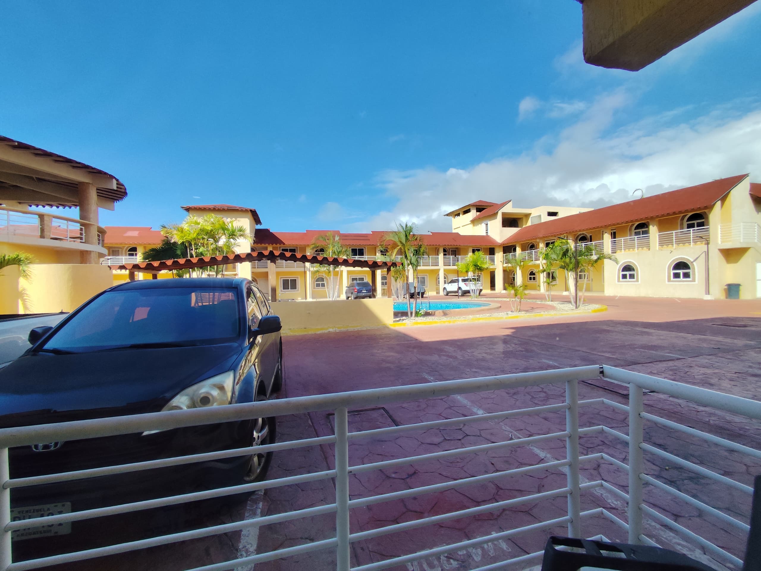 APARTAMENTO EN EL SECTOR DUMAR EN VENTA