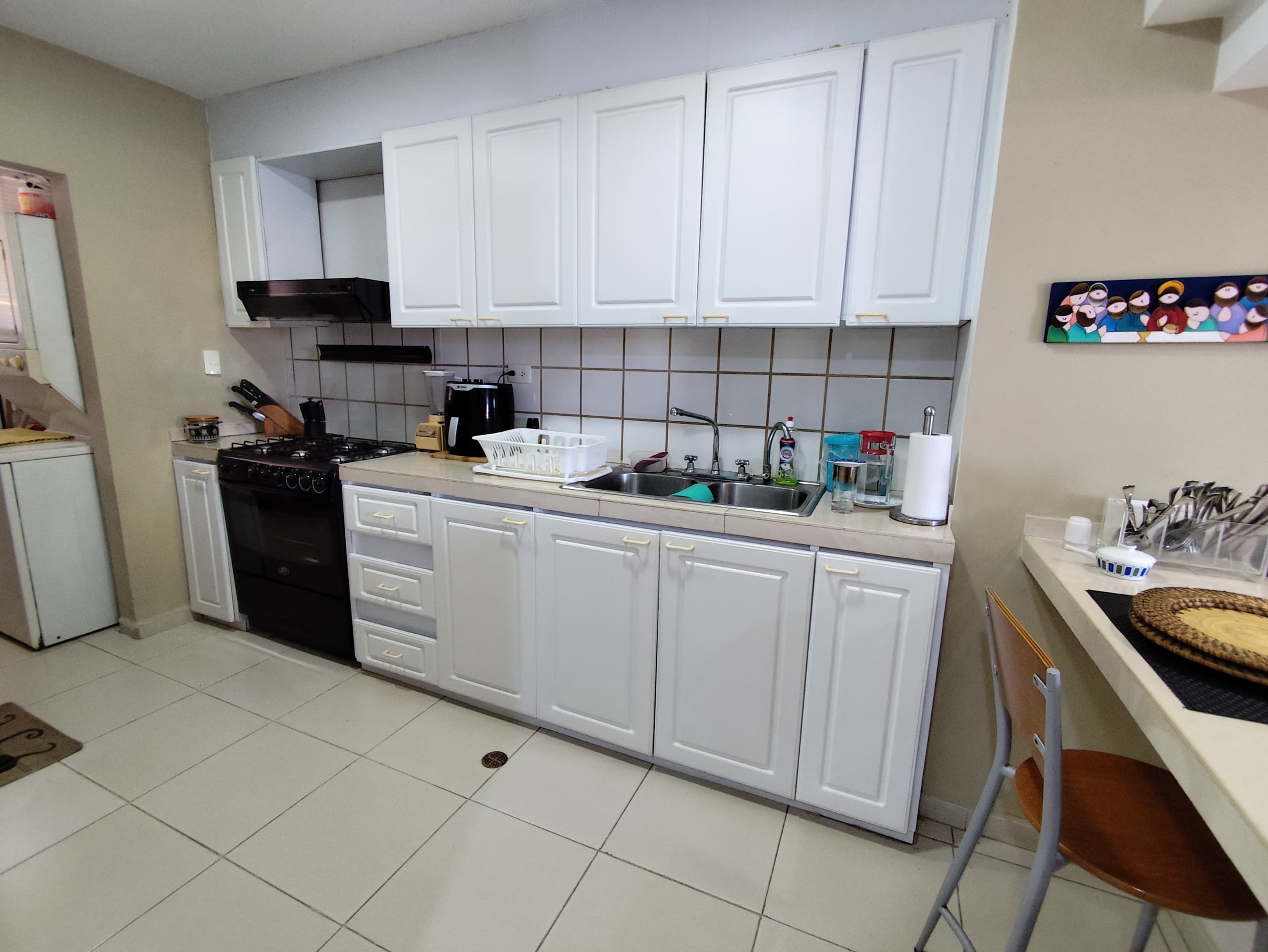 APARTO-QUINTA EN VENTA EN LA ARBOLEDA, PORLAMAR.