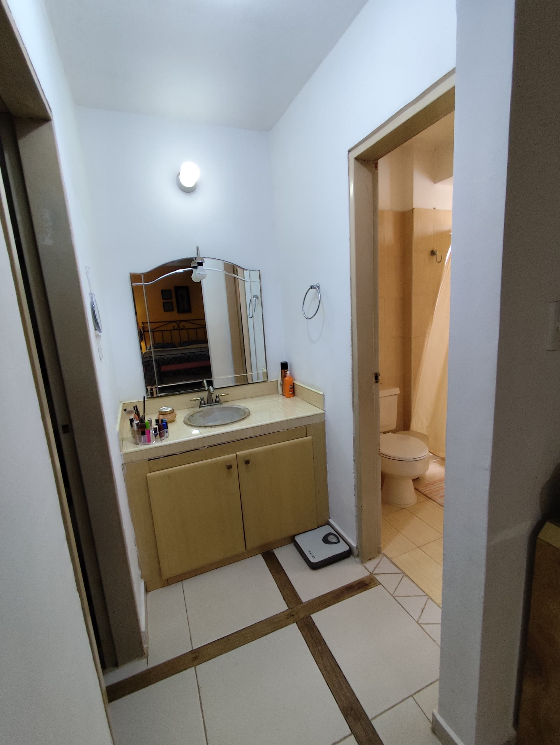 APARTO-QUINTA EN VENTA EN LA ARBOLEDA, PORLAMAR.