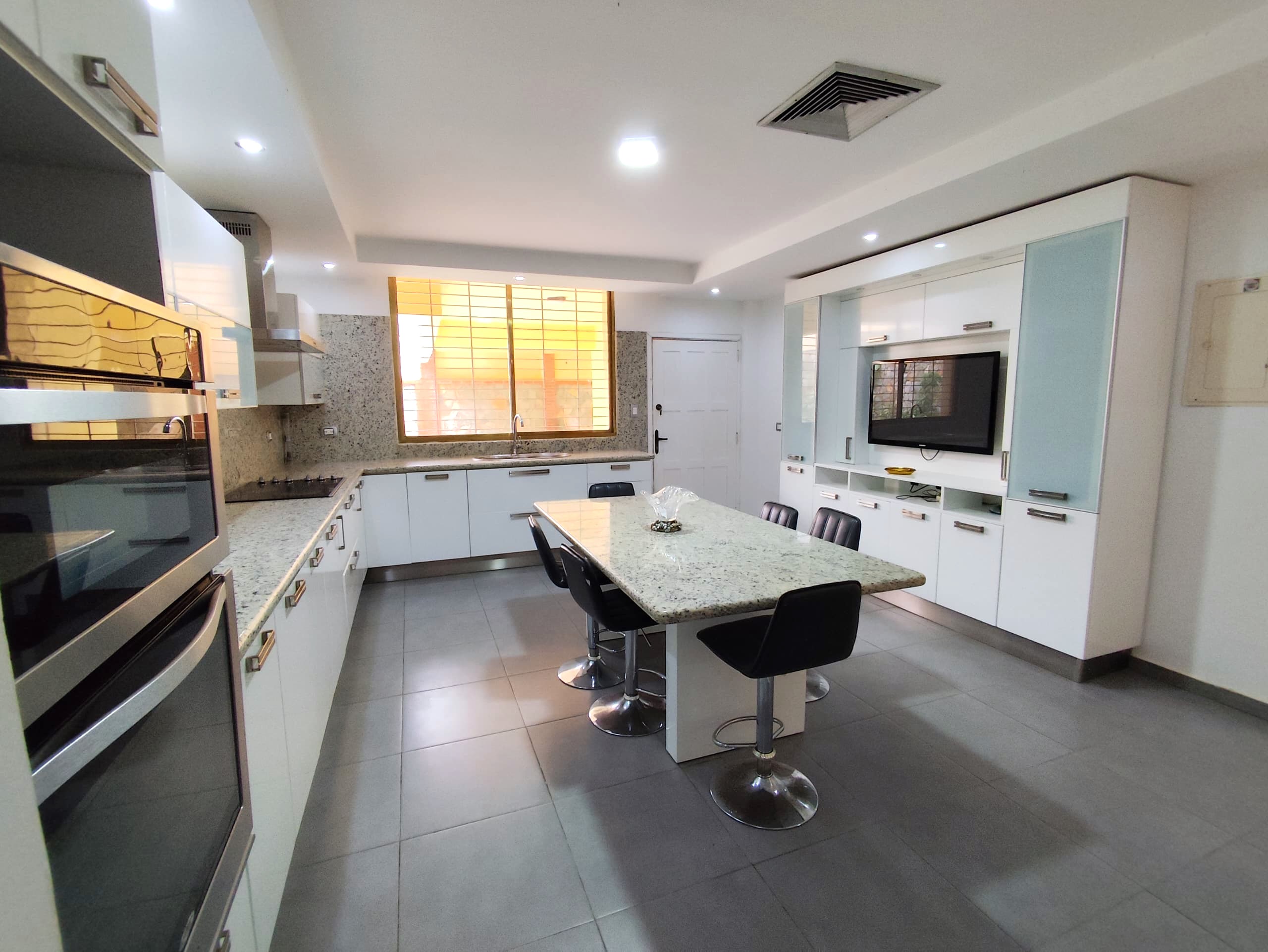 CASA EN COSTA AZUL,  EN VENTA