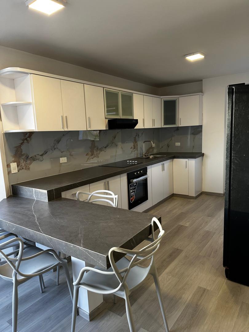 APARTAMENTO DUPLEX EN PARAISO II EN ALQUILER