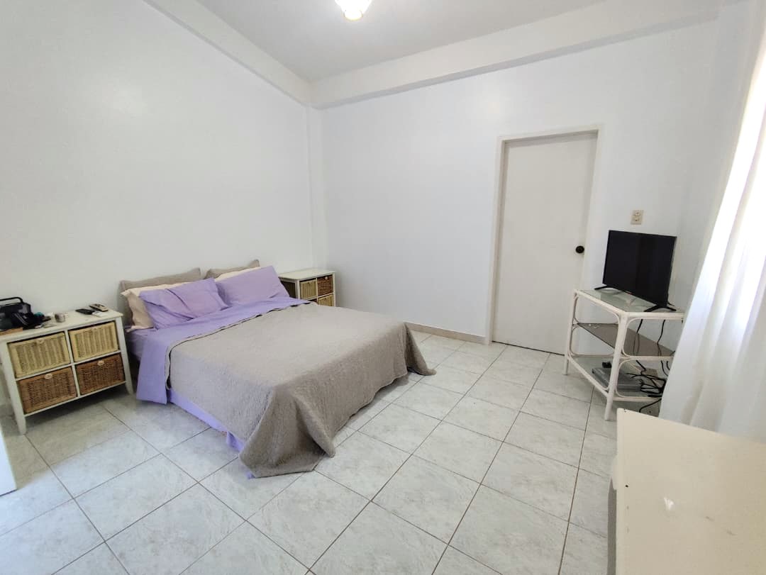 HOUSE IN COSTA AZUL, FOR SALE