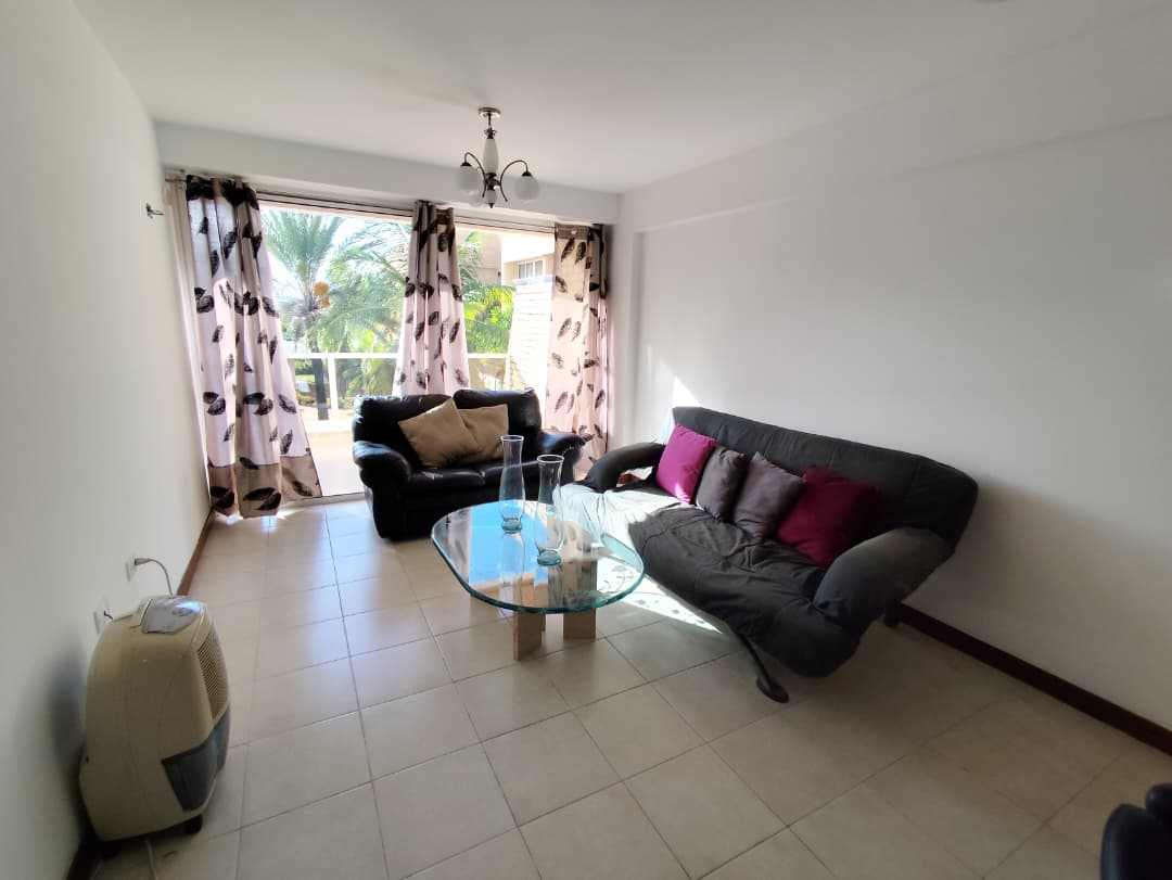 APARTAMENTO EN VENTA, EN URBANIZACION PLAYA EL ANGEL