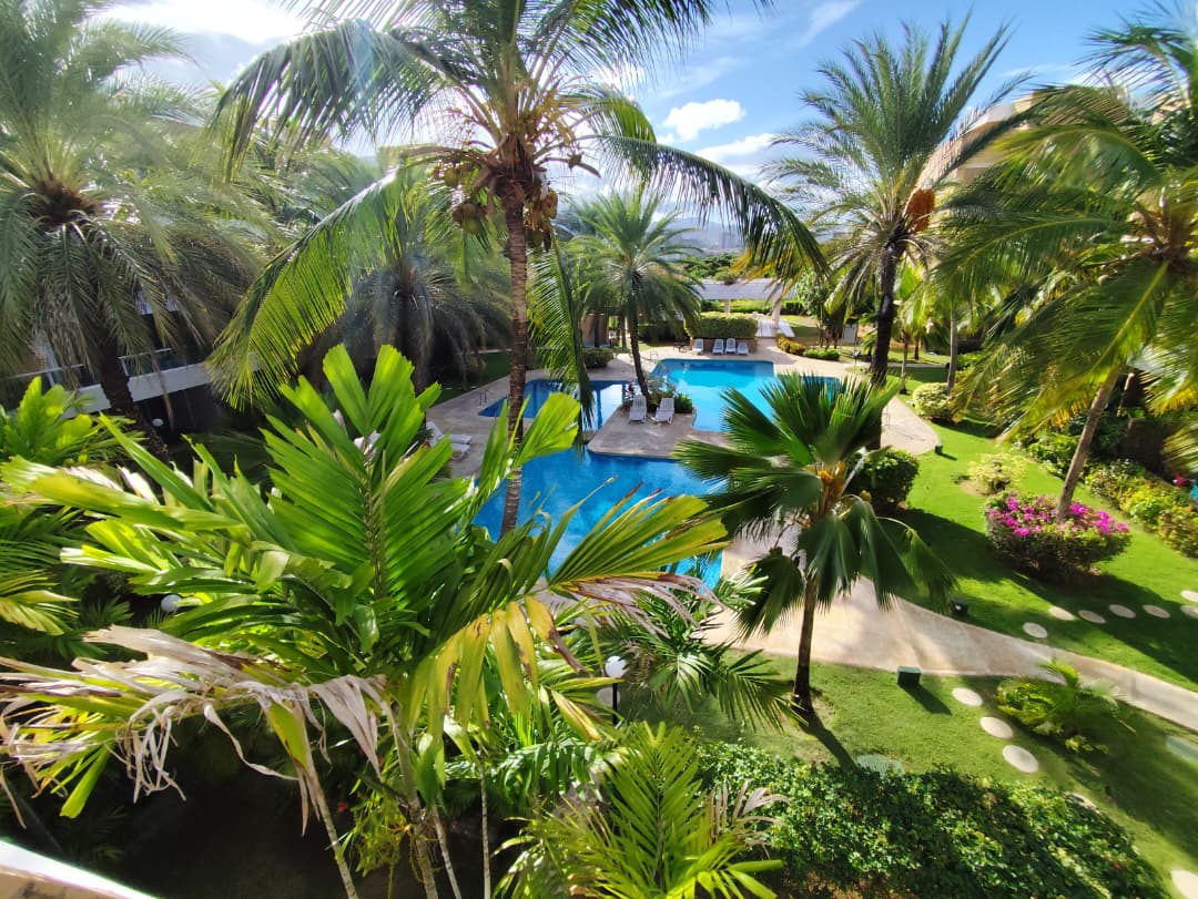 APARTAMENTO EN VENTA, EN URBANIZACION PLAYA EL ANGEL