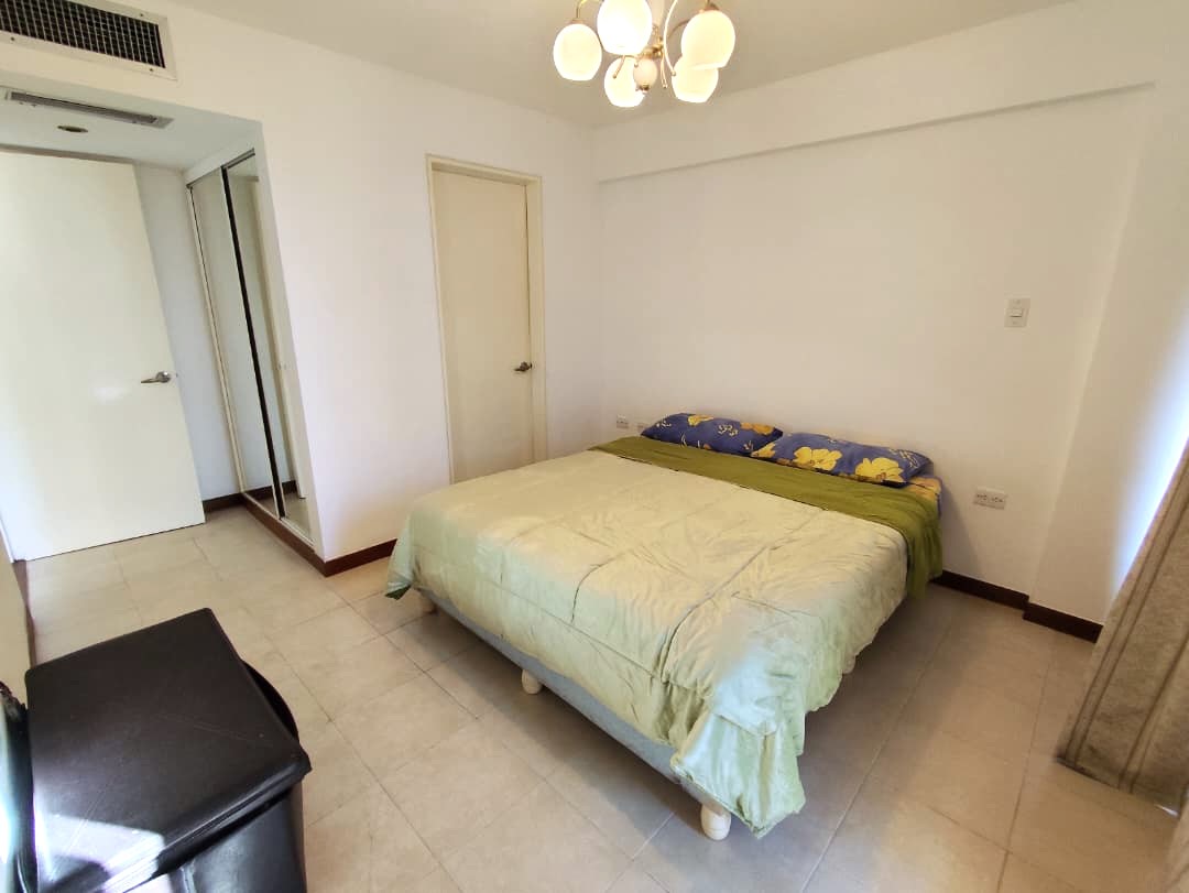 APARTAMENTO EN VENTA, EN URBANIZACION PLAYA EL ANGEL