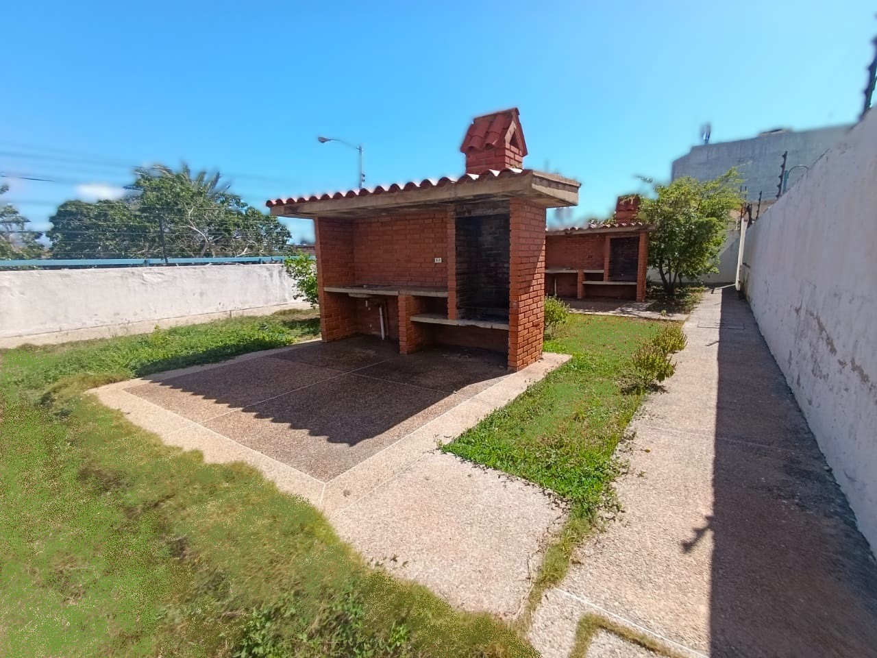 APARTAMENTO EN ALQUILER FIJO EN AVENIDA BOLIVAR