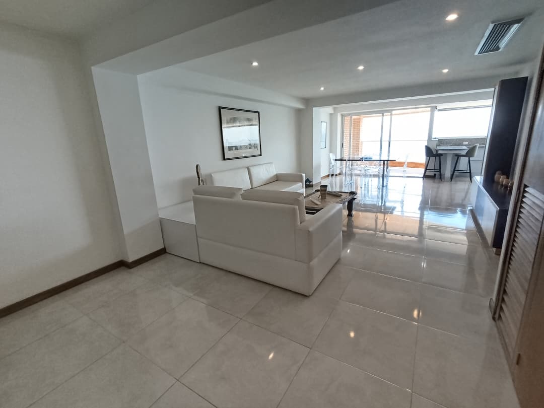 APARTAMENTO ESTILO MINIMALISTA