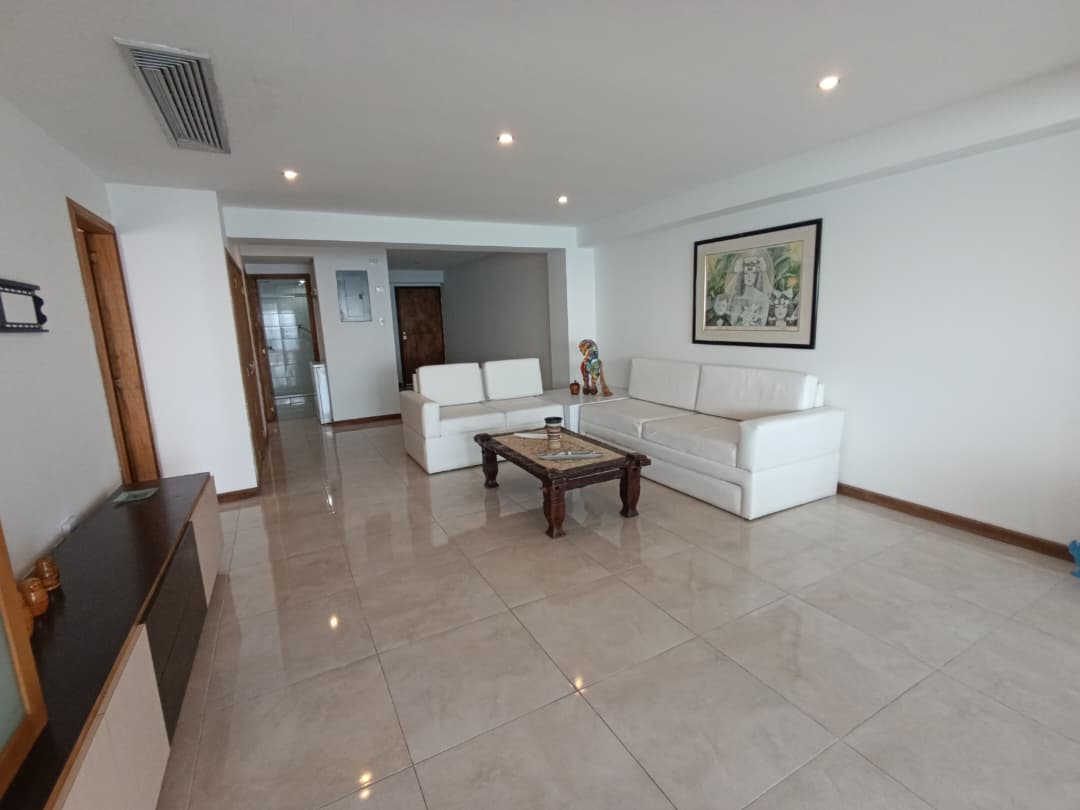 APARTAMENTO ESTILO MINIMALISTA