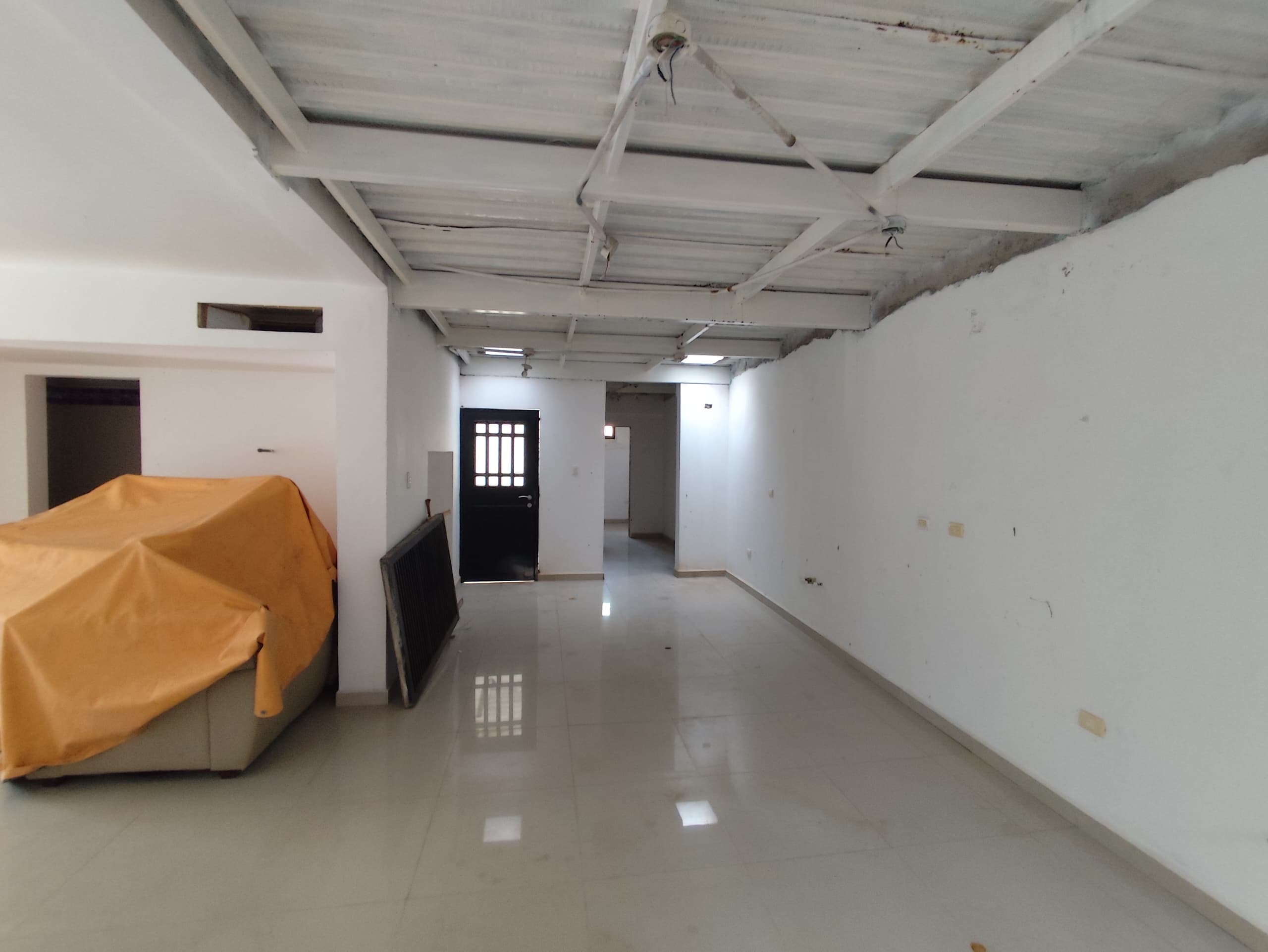 CASA EN VENTA EN LA ASUNCION SECTOR CAMORUCO