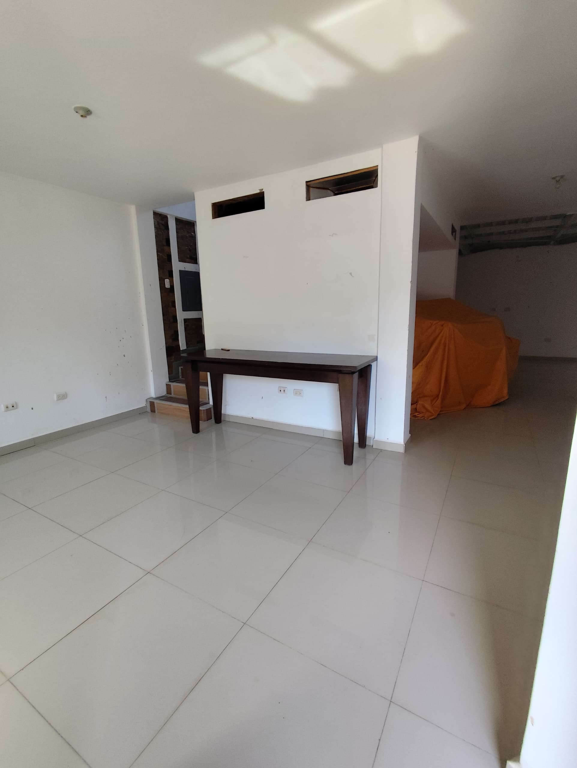 CASA EN VENTA EN LA ASUNCION SECTOR CAMORUCO