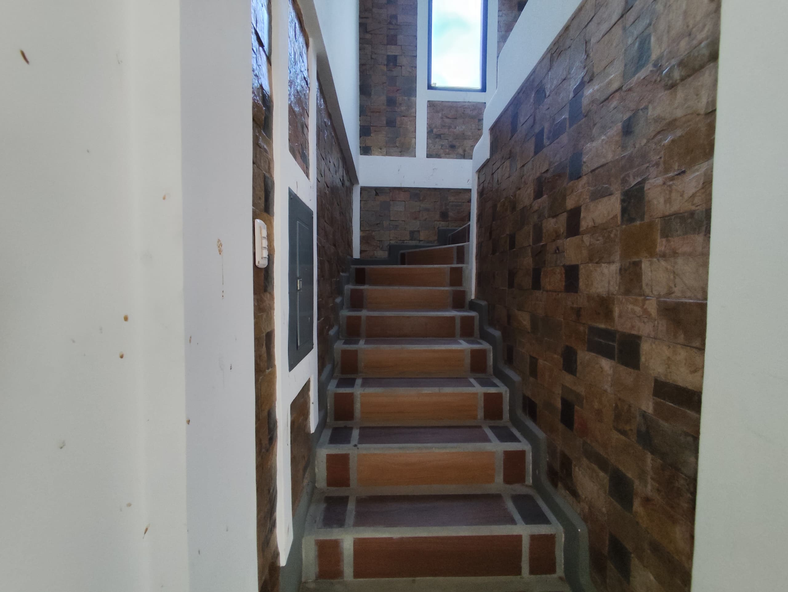 CASA EN VENTA EN LA ASUNCION SECTOR CAMORUCO