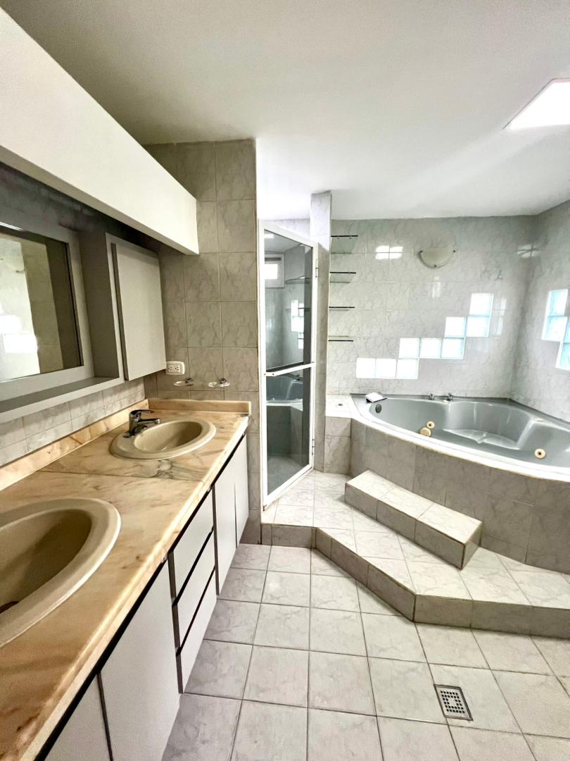 CASA EN ALQUILER EN COSTA AZUL