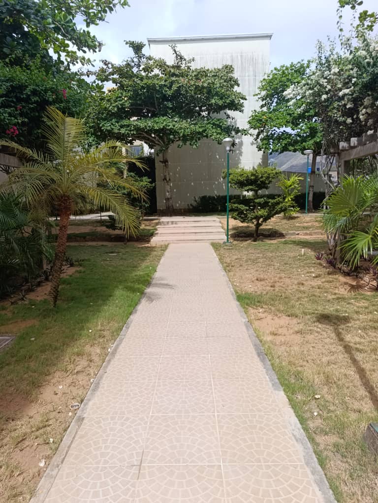 APARTAMENTO EN VENTA EN LA ASUNCION, SECTOR LAS HUERTAS