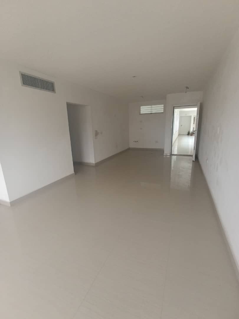 APARTAMENTO EN VENTA EN LA ASUNCION, SECTOR LAS HUERTAS