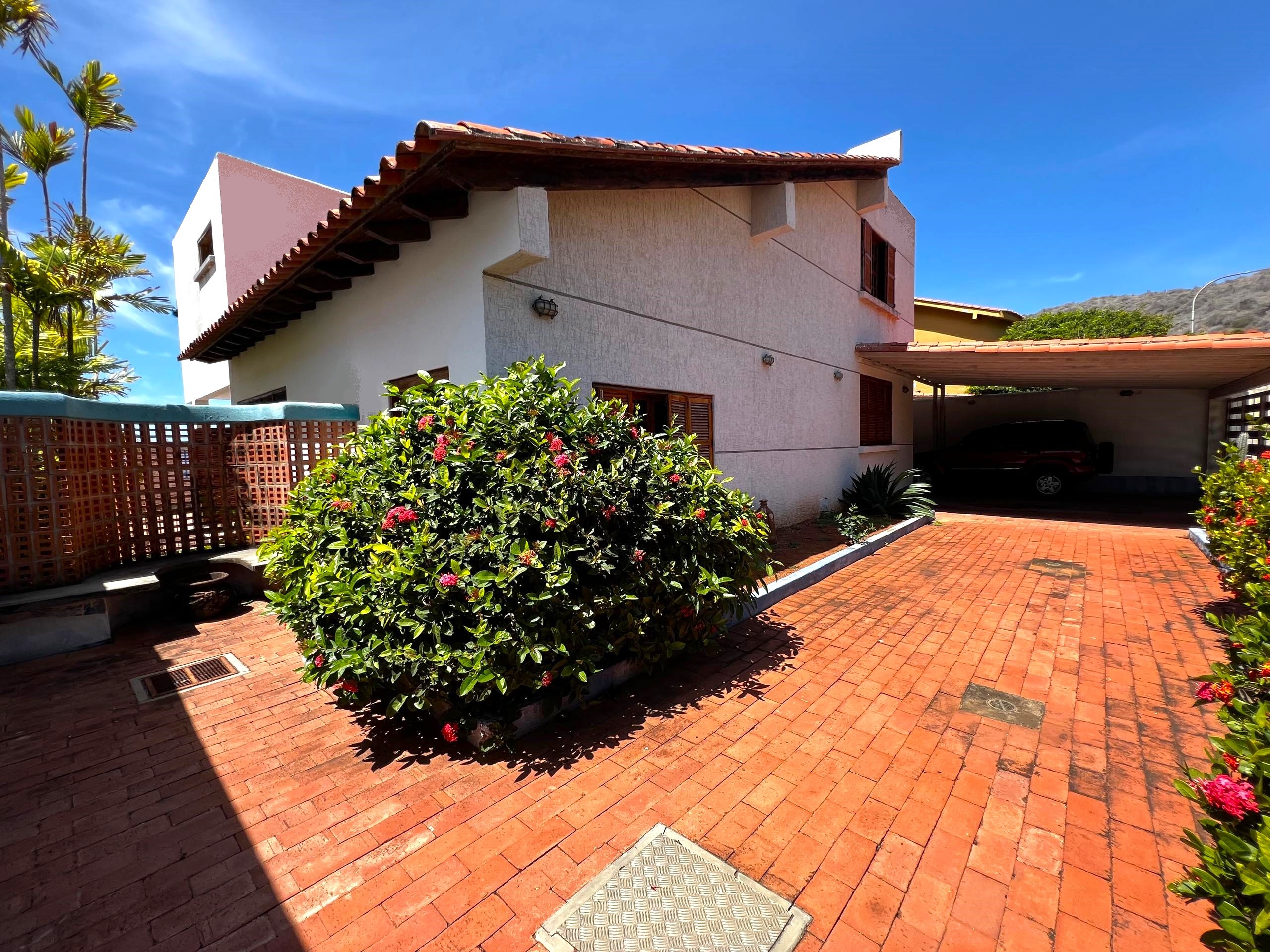 HOUSE FOR SALE IN PARAISO I, PAMPATAR