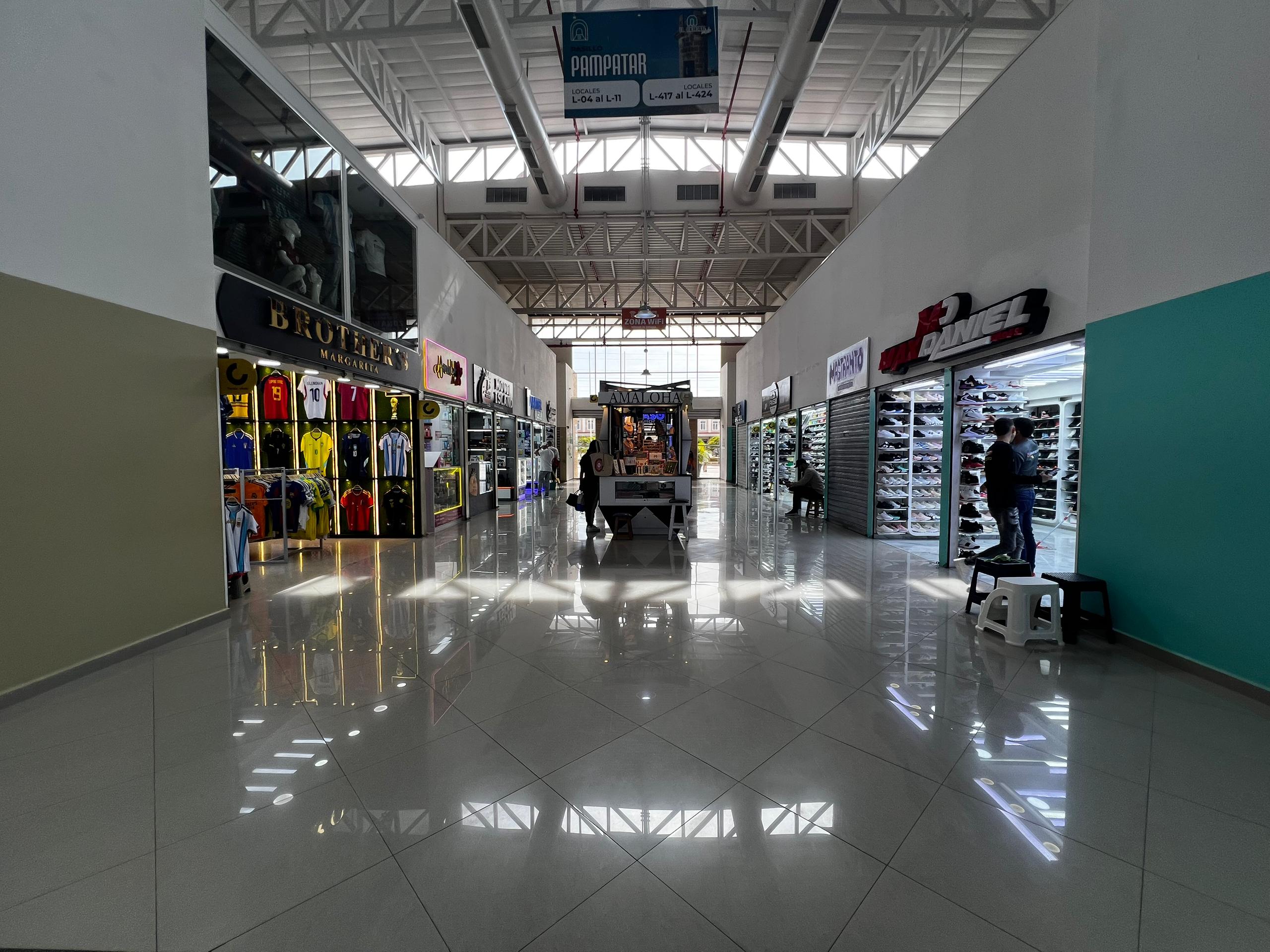 Local en venta Av. Terranova