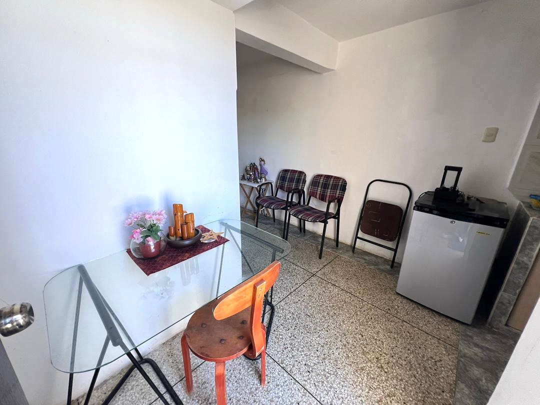 HOUSE FOR SALE IN LA MIRA