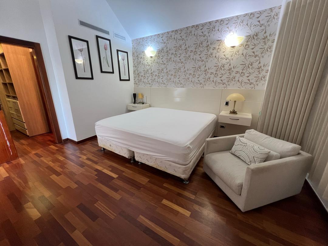 TOWNHOUSE EN SABANAMAR, EN VENTA