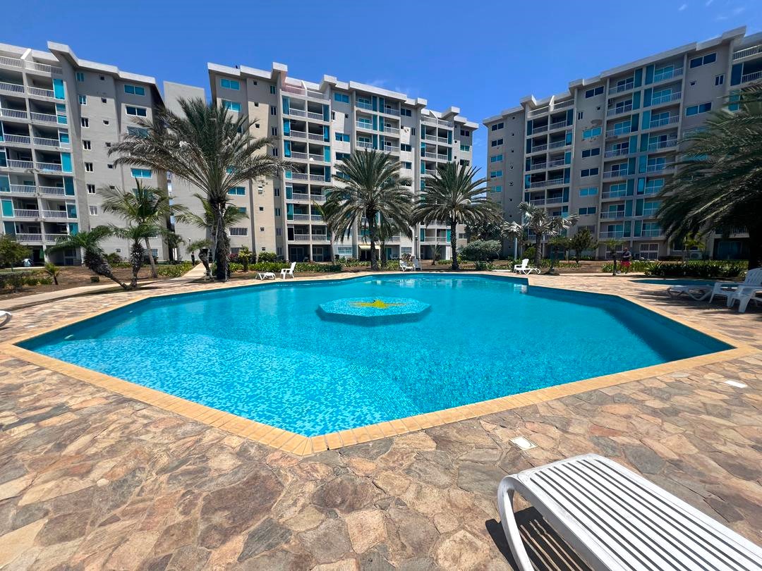 APARTAMENTO EN COSTANERA EN ALQUILER VACACIONAL