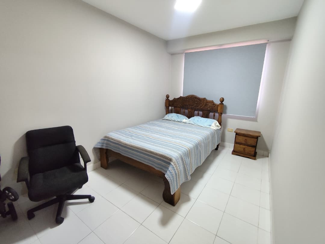PENTHOUSE EN VENTA URB. PARAISO II