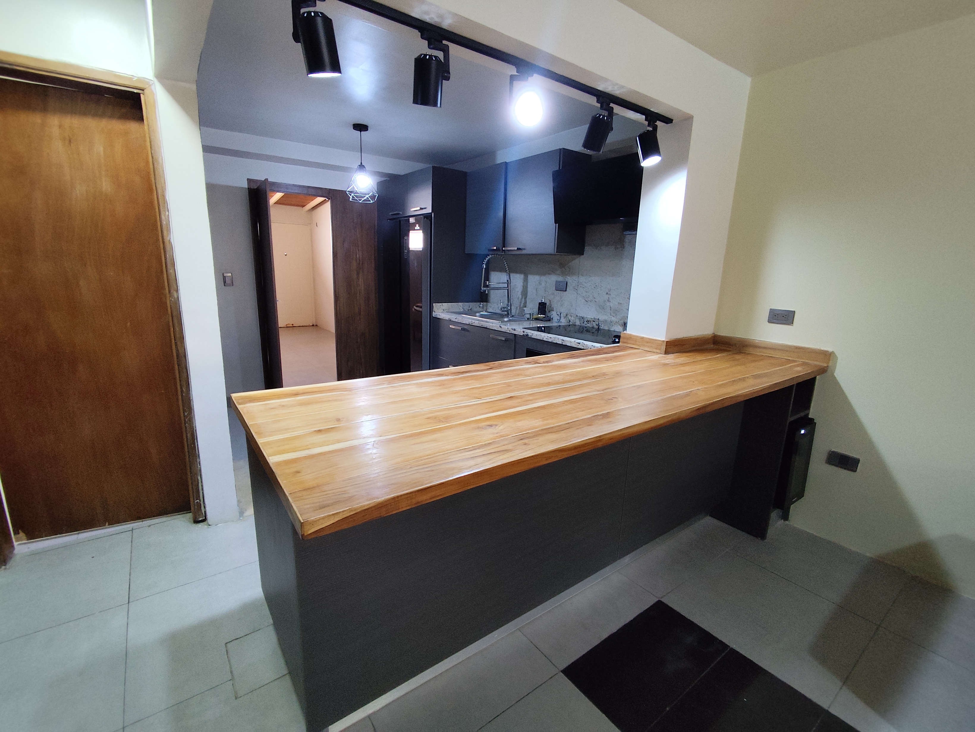 TOWNHOUSE FOR SALE IN CAMPEARE