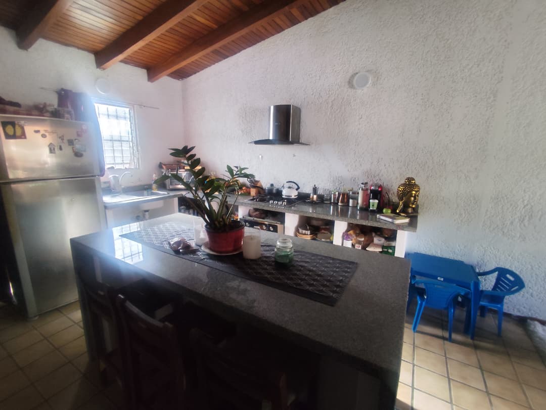 House for sale in Loma de Guerra sector