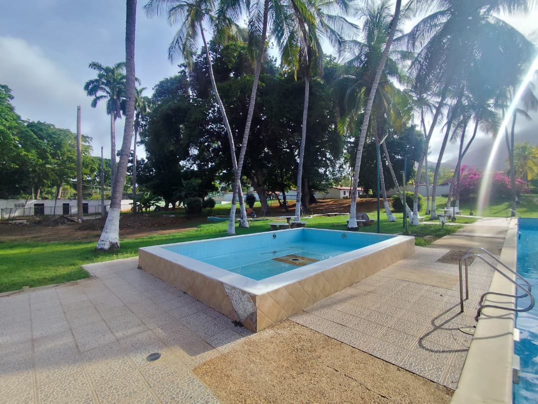 House for sale in Loma de Guerra sector