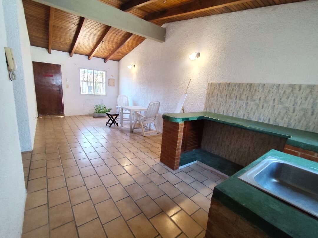 HOUSE FOR SALE IN LOMA DE GUERRA
