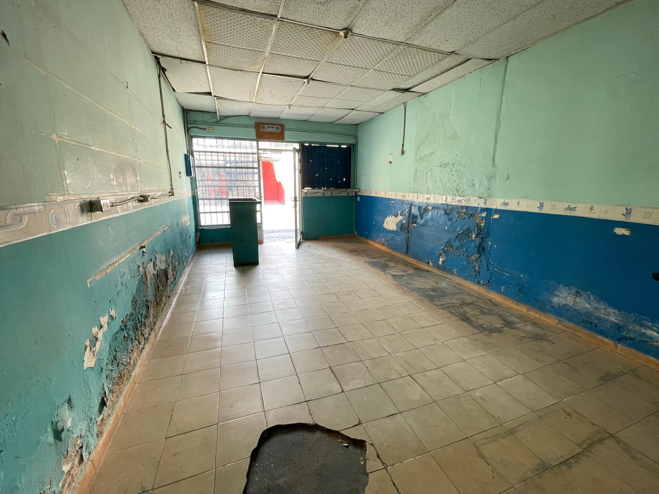 HOUSE FOR SALE IN PORLAMAR