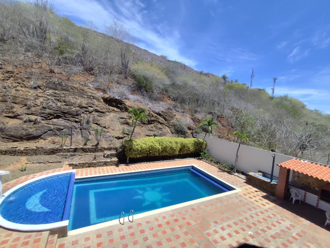 Apartamento en venta Urb. Paraiso II
